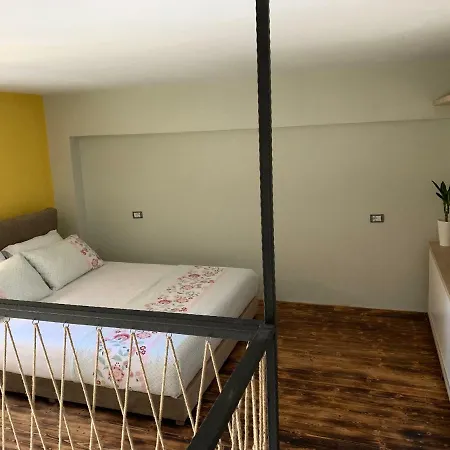 Urban 3*